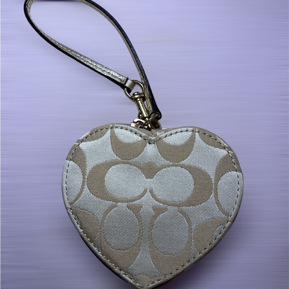 Floral Coach Heart Wristlet - Picture 2 of 8